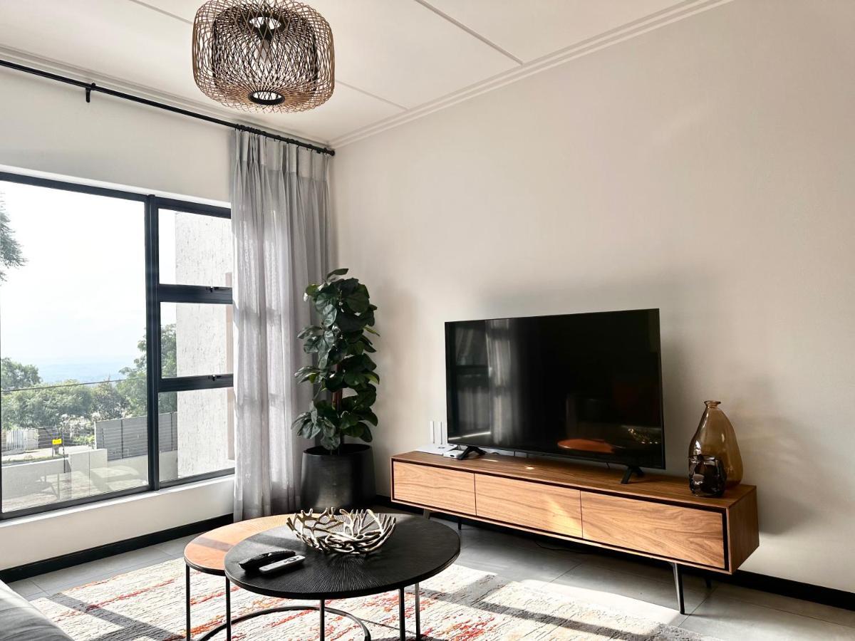 Stylish Executive Apartment With Power Backup جوهانسبورغ المظهر الخارجي الصورة